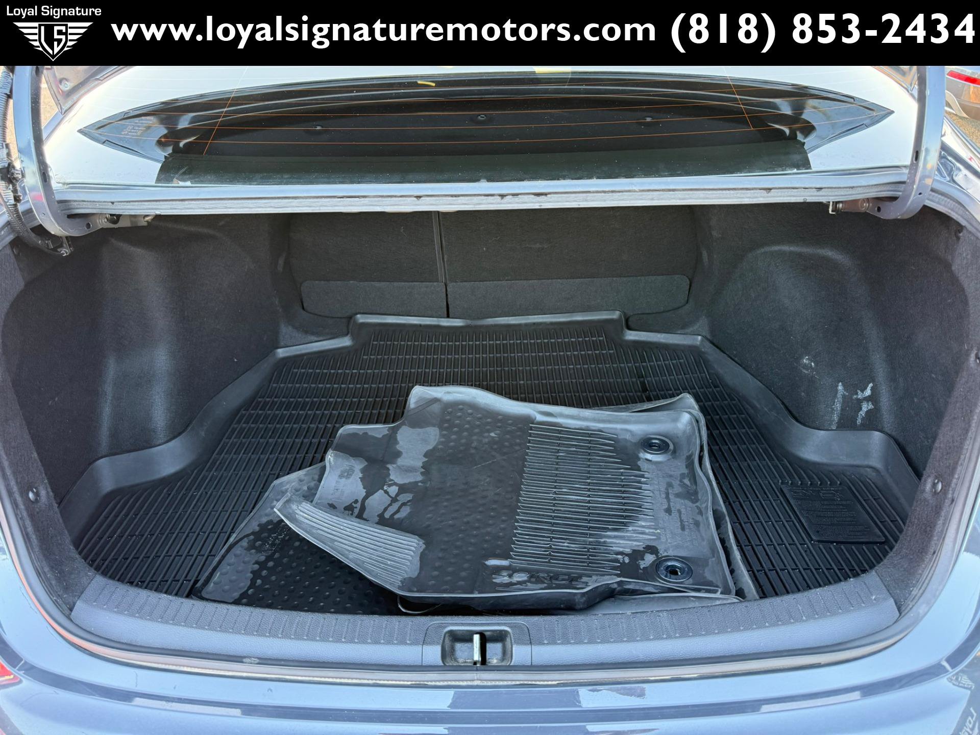 Used 2024 Toyota Corolla LE FWD image 10