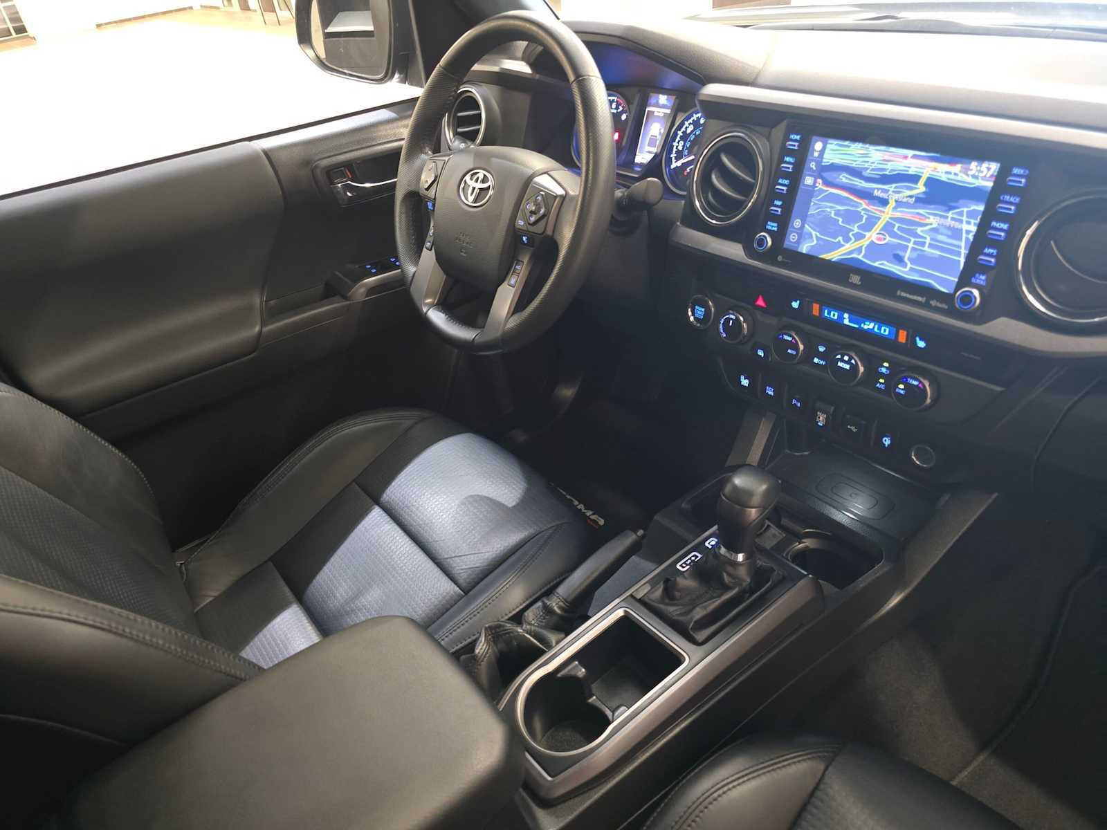 Used 2020 Toyota Tacoma TRD Off-Road w/ TRD Premium Off Road Package AWD/4WD image 29