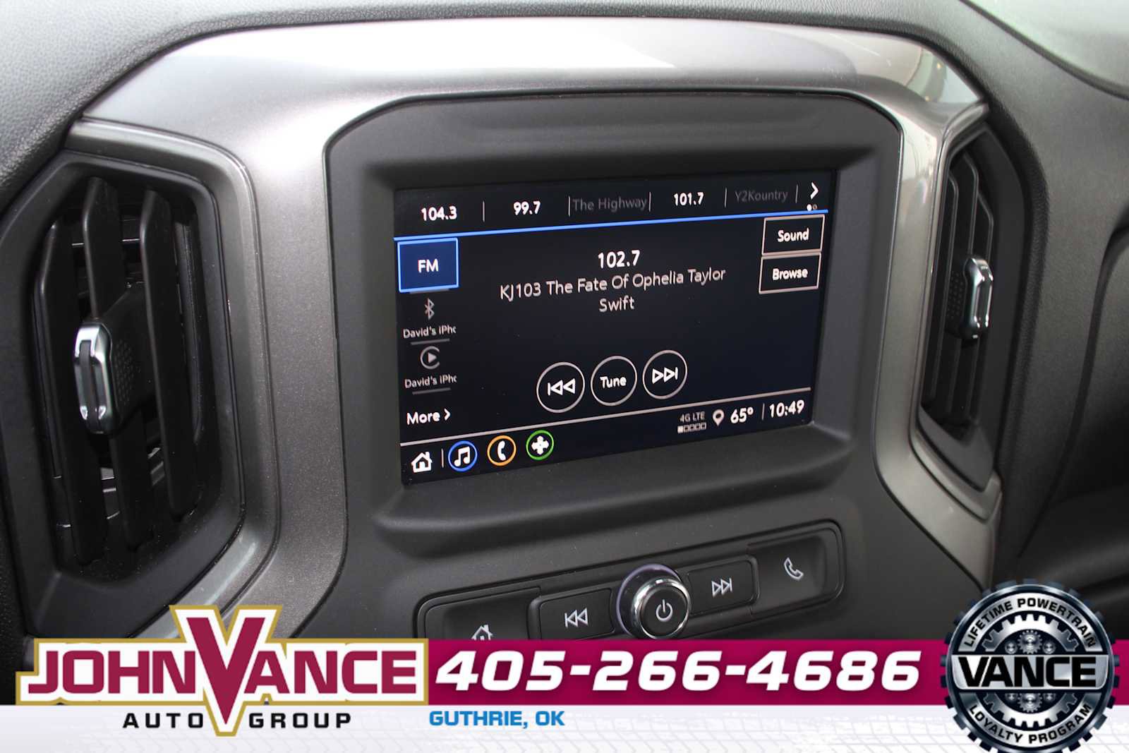 Used 2025 Chevrolet Silverado 2500 Custom image 33