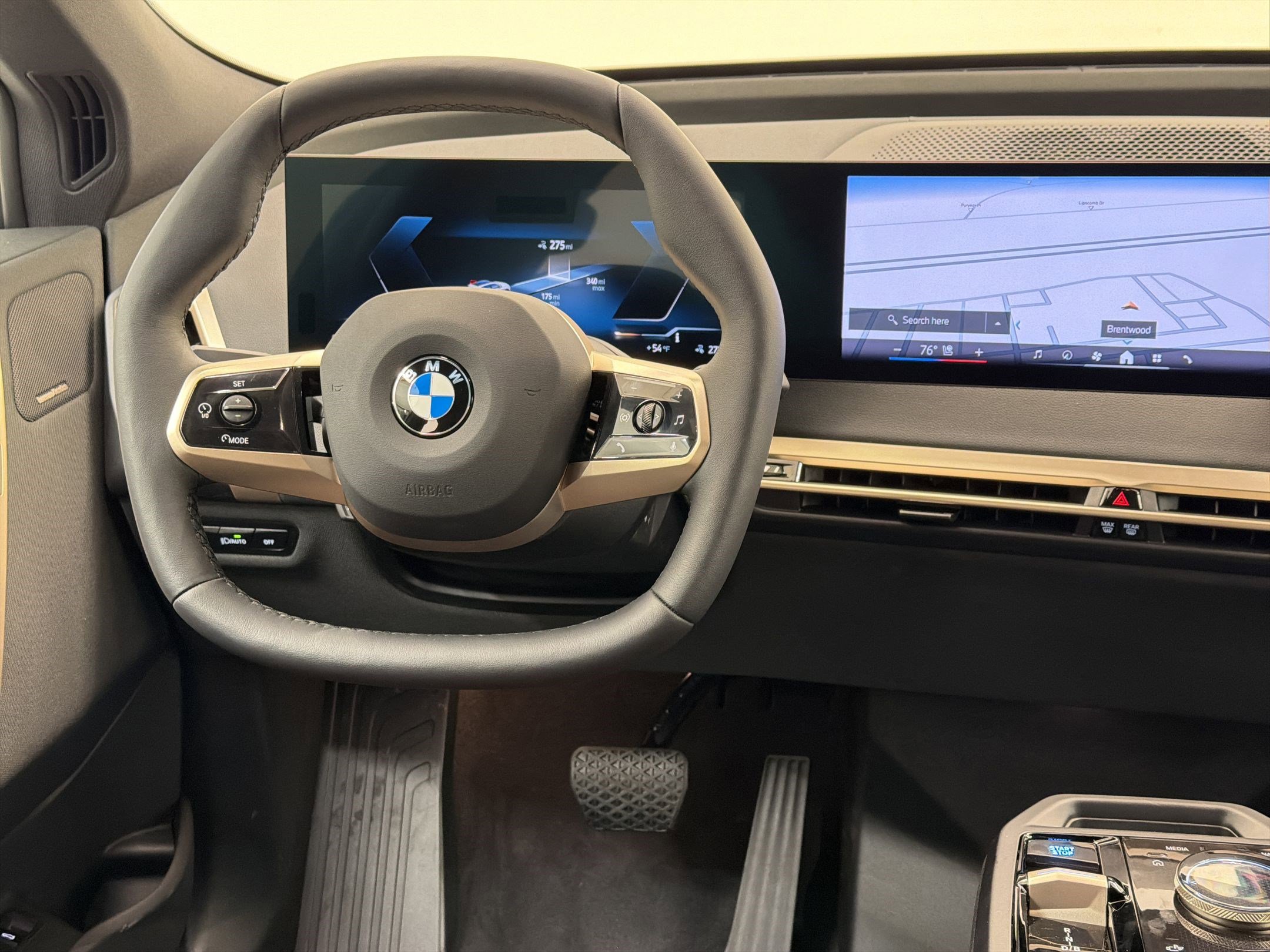New 2026 BMW iX xDrive45 image 27