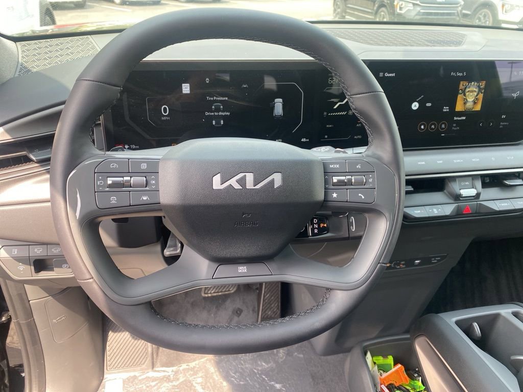 New 2026 Kia EV9 Light RWD image 24
