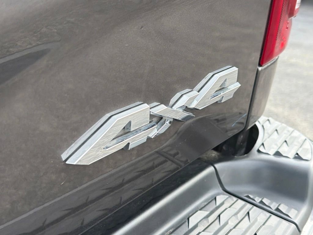 Used 2025 RAM 2500 Laramie image 13