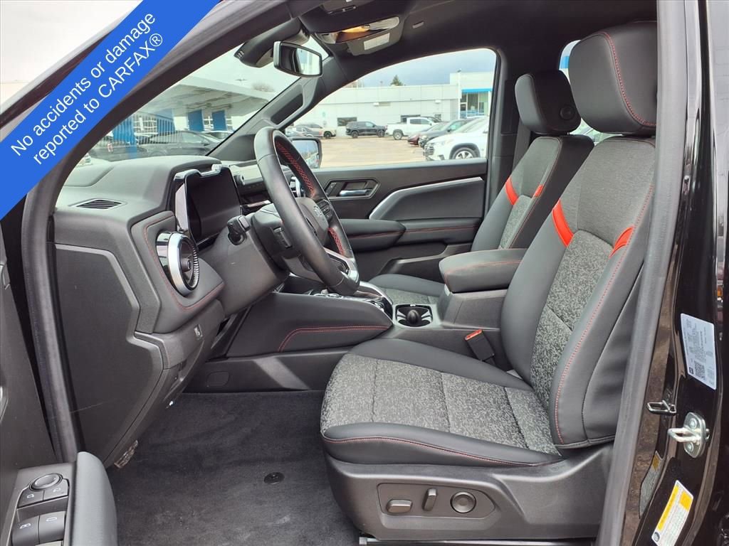 Used 2023 Chevrolet Colorado Z71 w/ Z71 Convenience Package 2 image 17