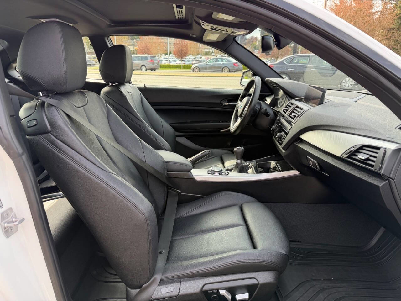 Used 2016 BMW M235i Coupe image 25