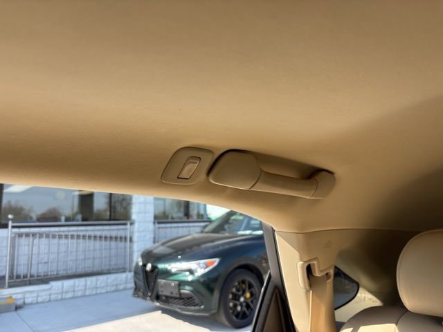 Used 2014 Lexus RX 450h AWD image 31