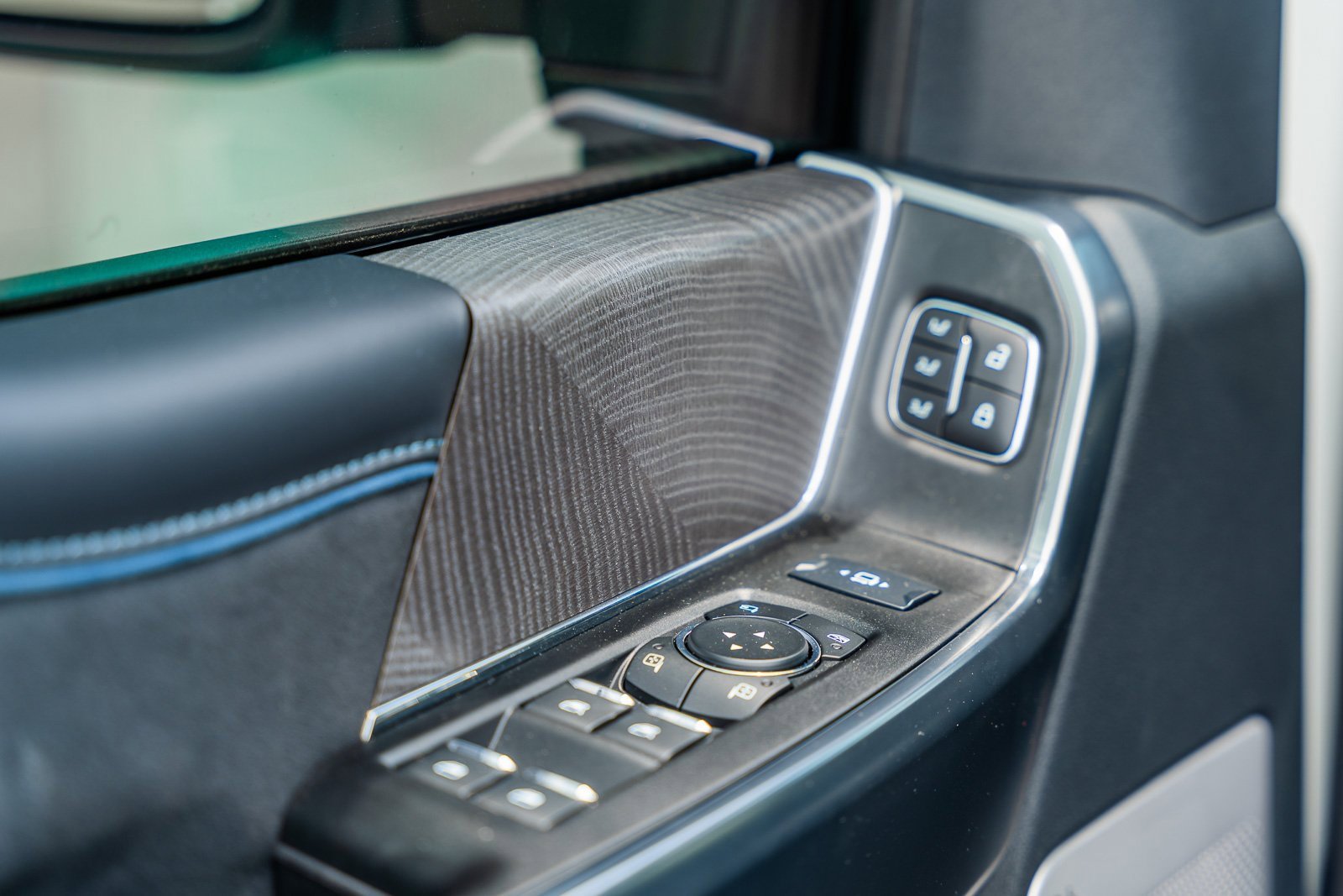 New 2025 Ford F350 Platinum image 32