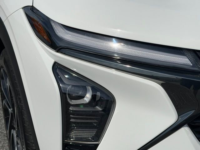 Certified 2024 Chevrolet Trax RS w/ Driver Confidence Package FWD image 17