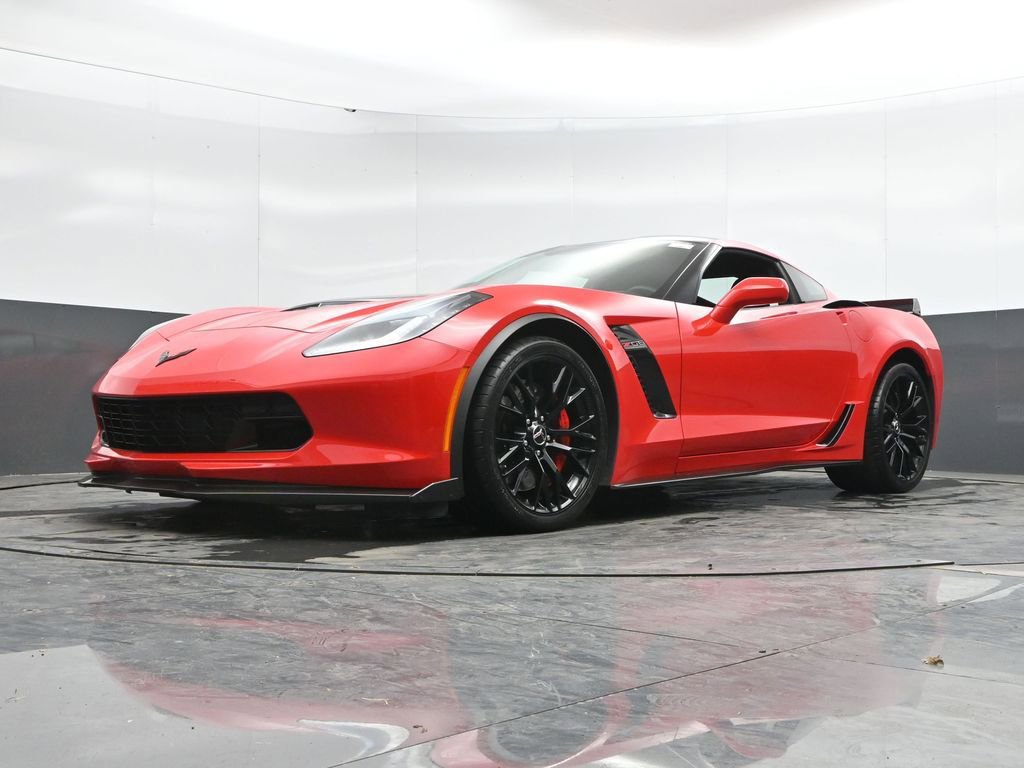 Used 2015 Chevrolet Corvette Z06 w/ 3LZ Preferred Equipment Group image 40