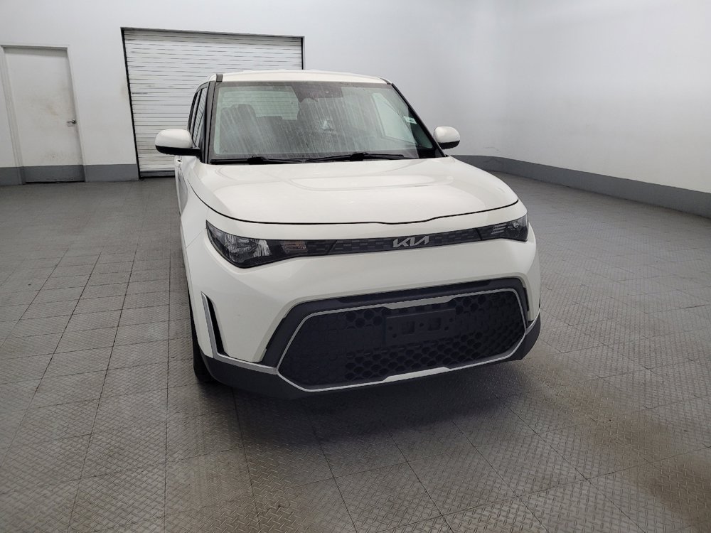 Used 2023 Kia Soul LX w/ LX Technology Package image 14