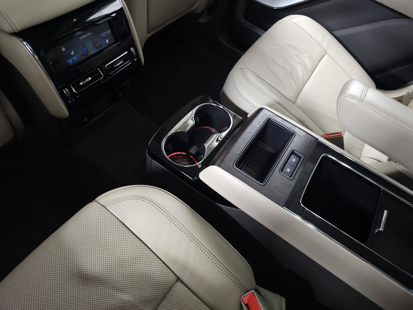 Used 2020 Lincoln Aviator Reserve w/ Equipment Group 202A image 43