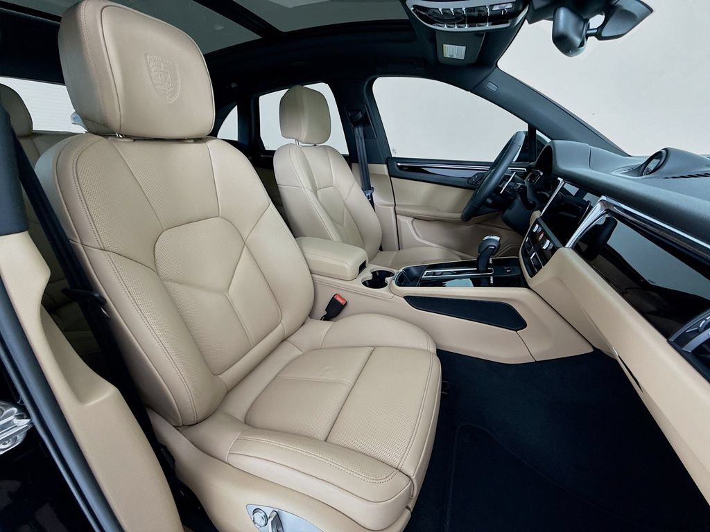 New 2026 Porsche Macan S AWD/4WD image 30