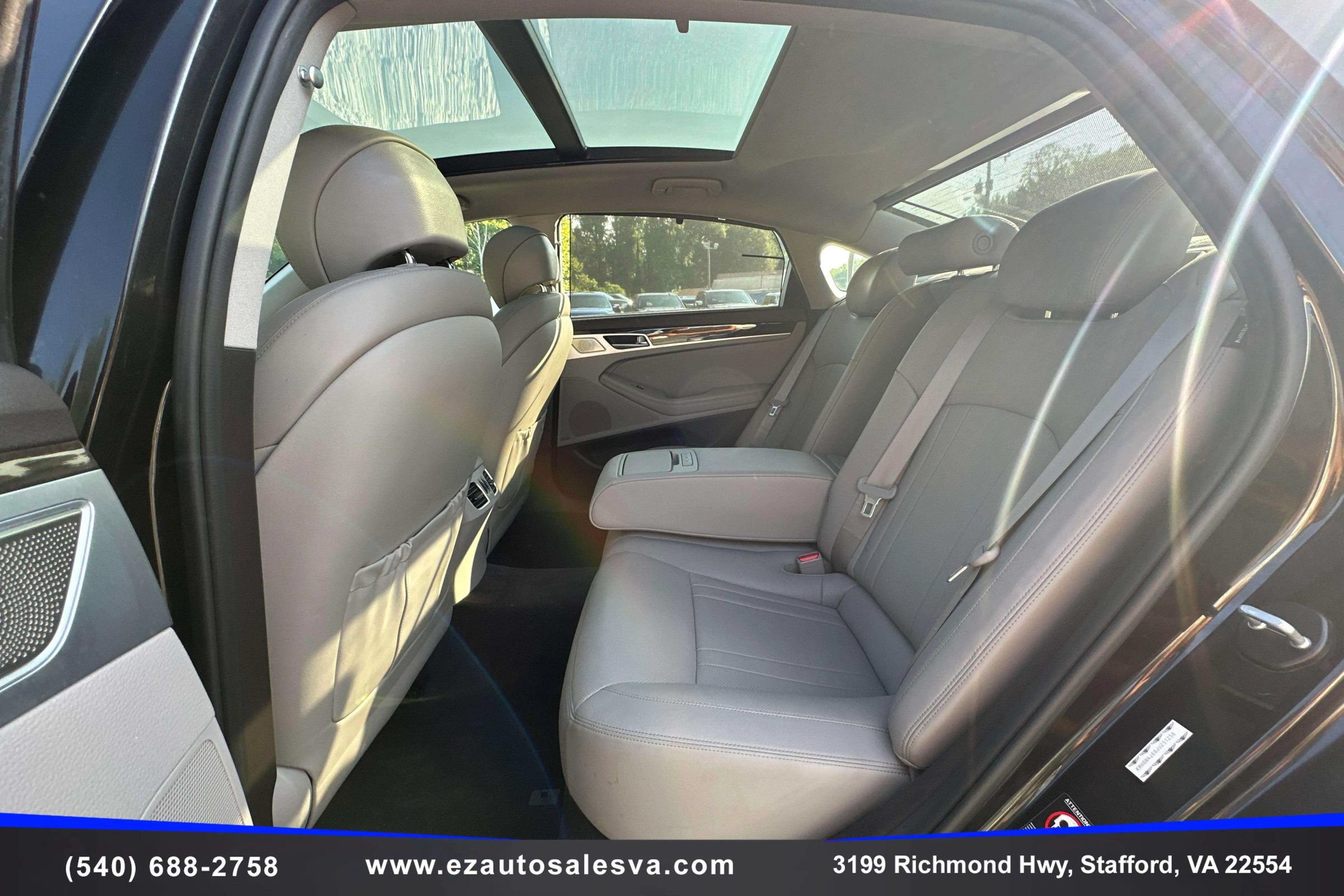 Used 2018 Genesis G80 3.8 w/ Option Group 02 AWD/4WD image 19
