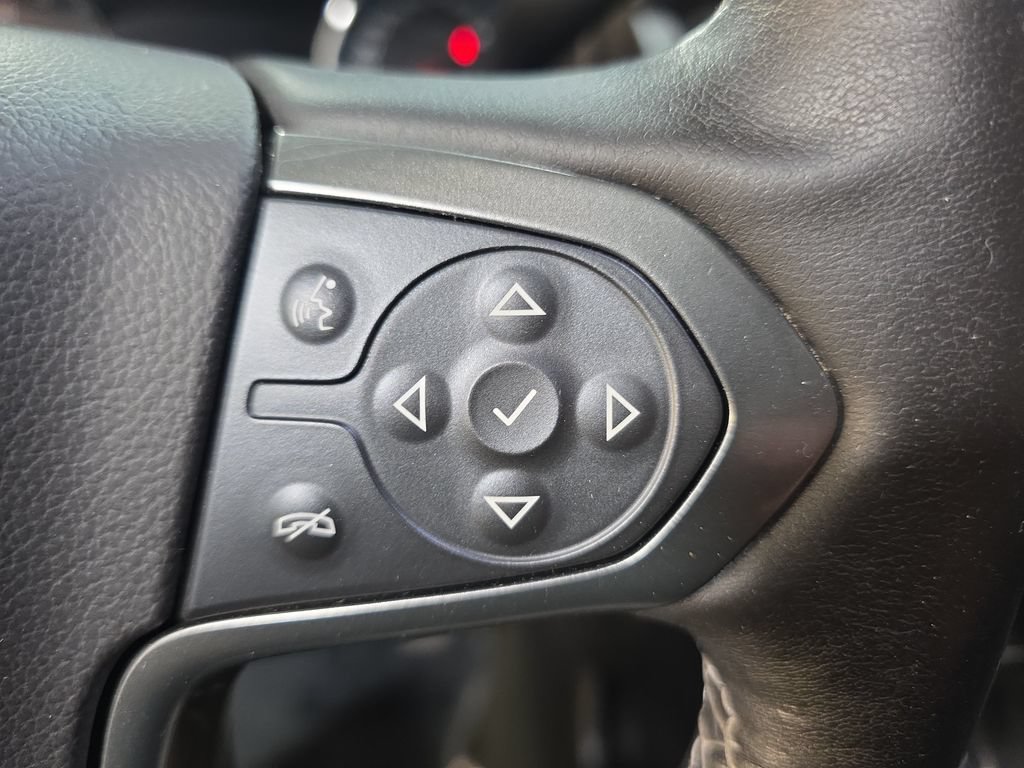 Used 2018 Chevrolet Suburban Premier AWD/4WD image 20