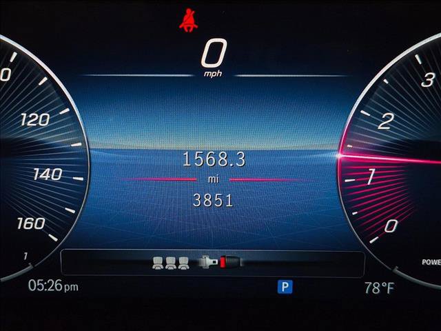 Used 2026 Mercedes-Benz GLB 250 image 11