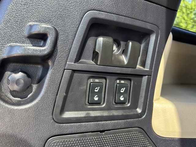 Used 2013 Toyota Sequoia Platinum AWD/4WD image 9