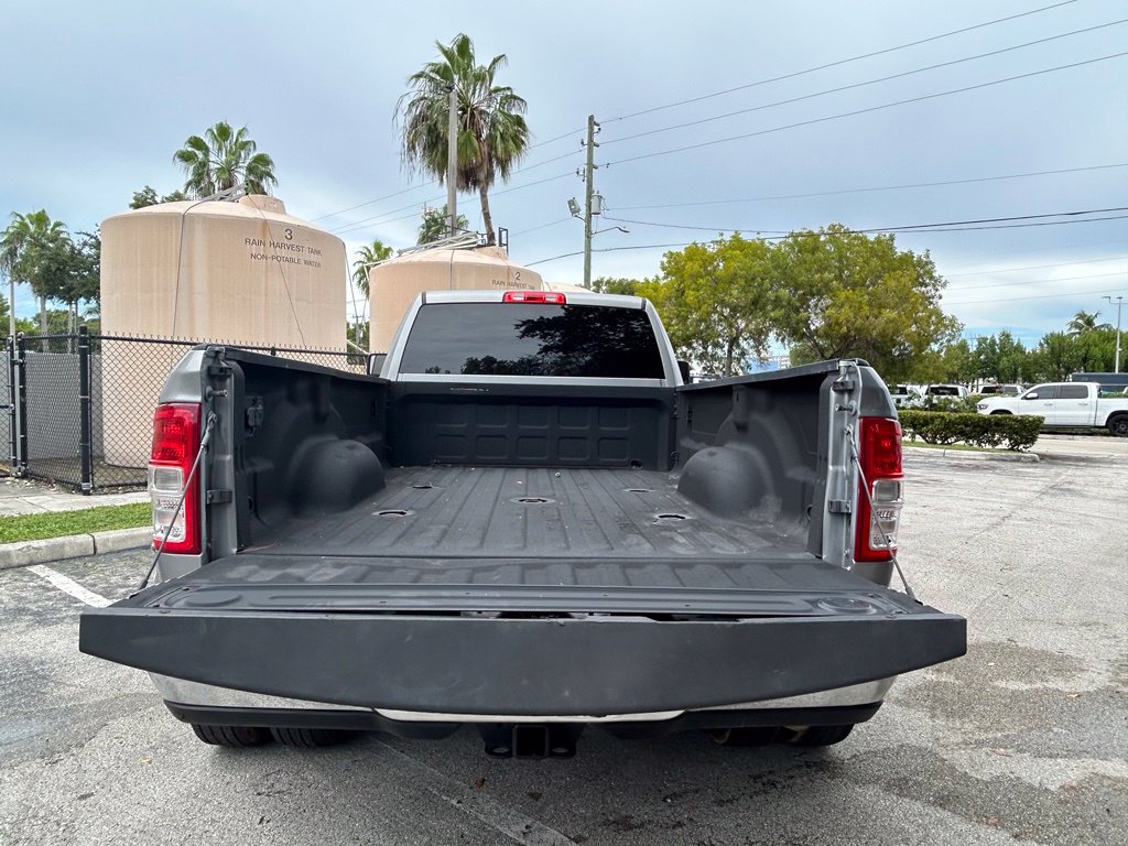 Used 2024 RAM 3500 Tradesman w/ Chrome Appearance Group AWD/4WD image 40