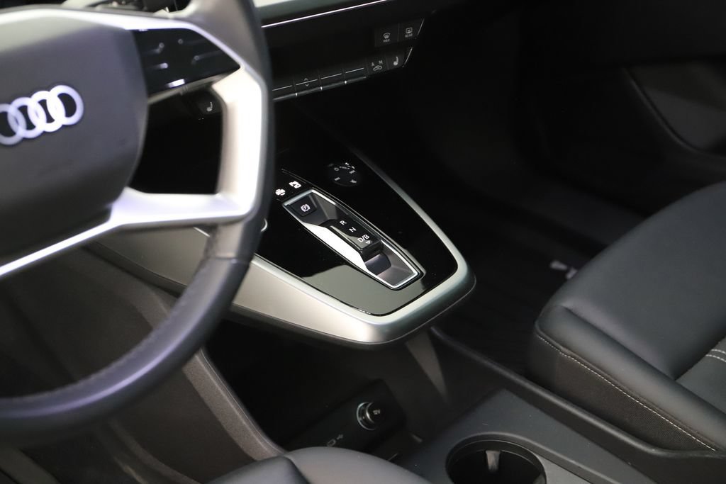 Certified 2023 Audi Q4 e-tron Premium Plus w/ Premium Plus AWD/4WD image 18