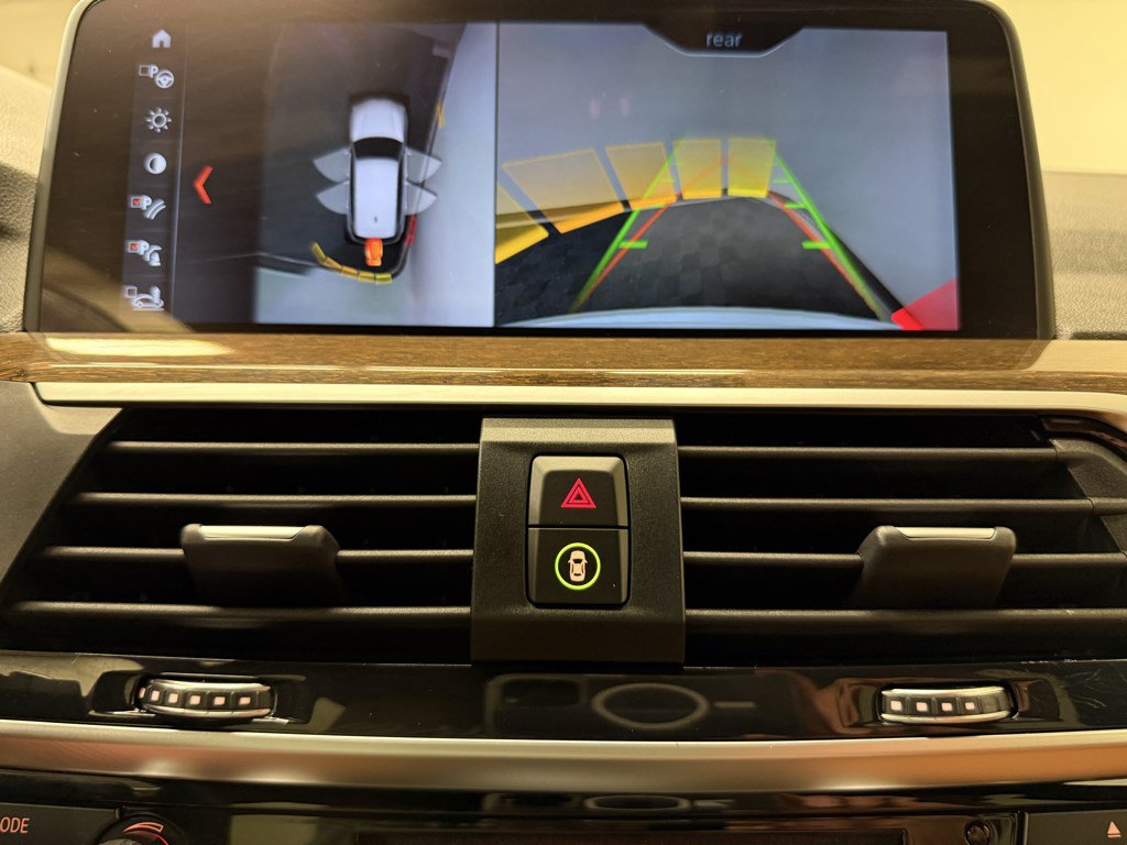 Used 2018 BMW X3 xDrive30i AWD/4WD image 9