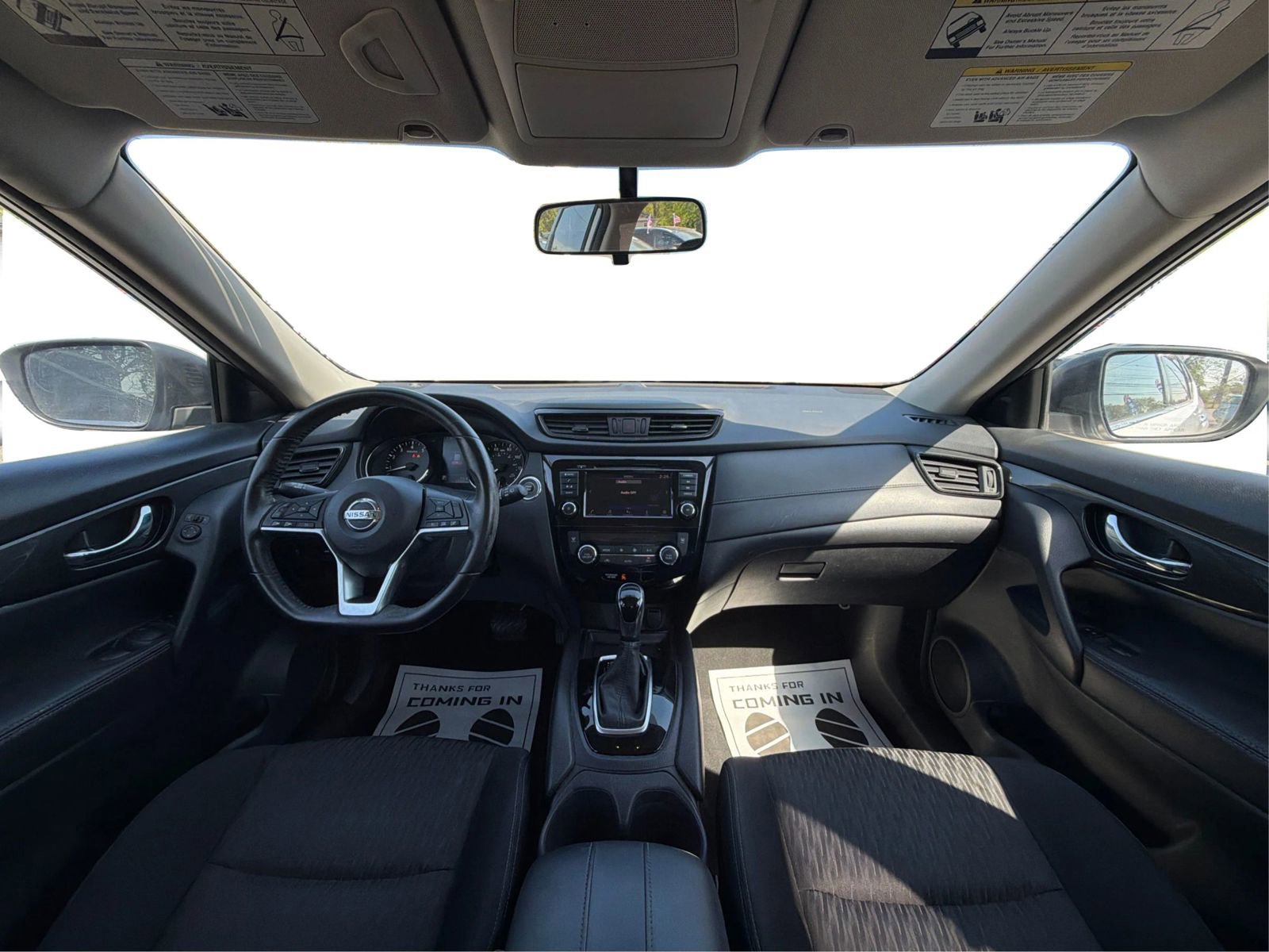 Used 2018 Nissan Rogue SV AWD/4WD image 24