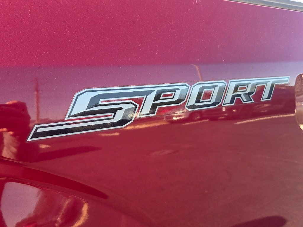 Used 2015 Ford F150 XLT w/ Equipment Group 302A Luxury RWD image 6