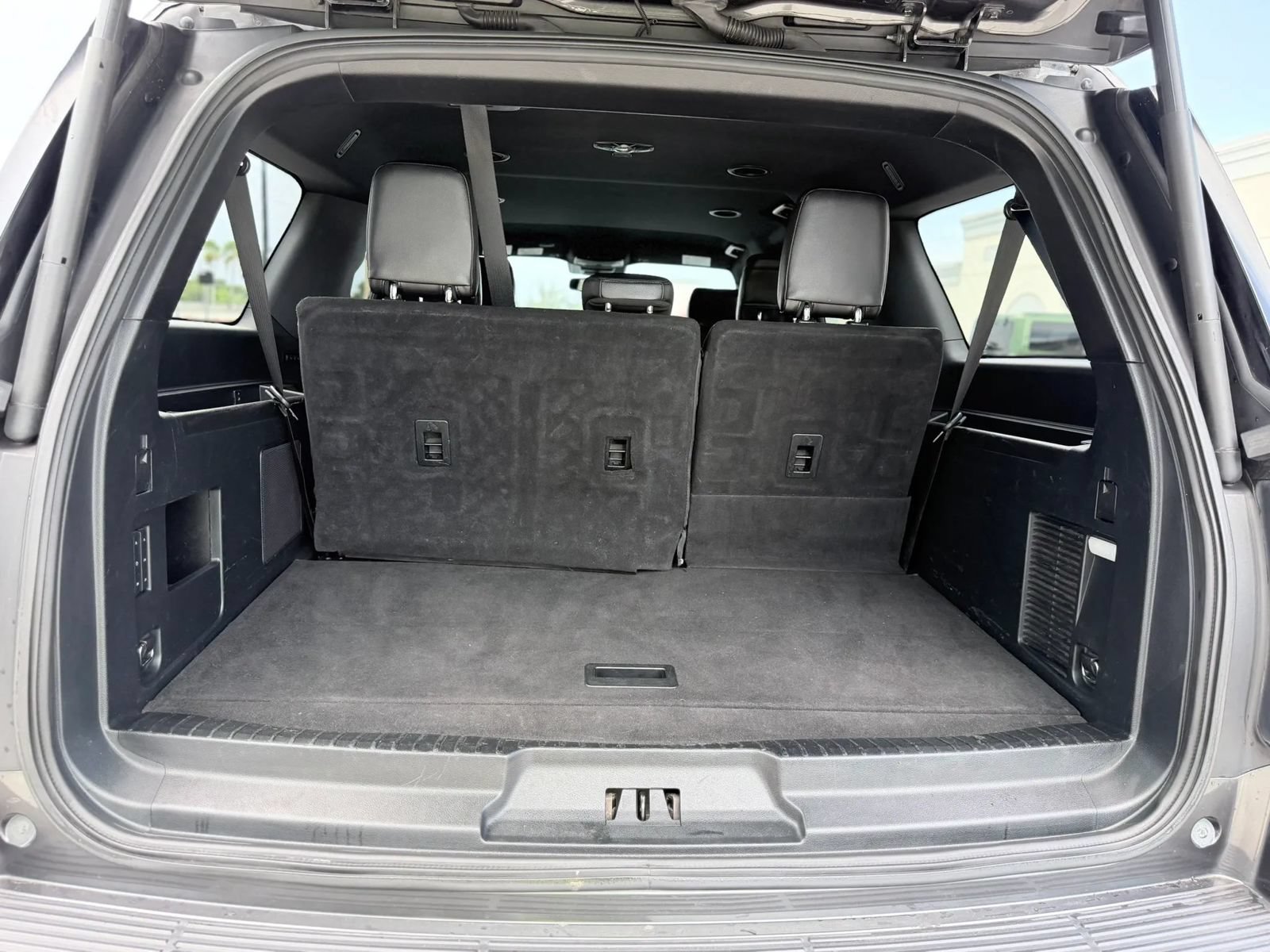 Used 2020 Ford Expedition Max Limited RWD image 39
