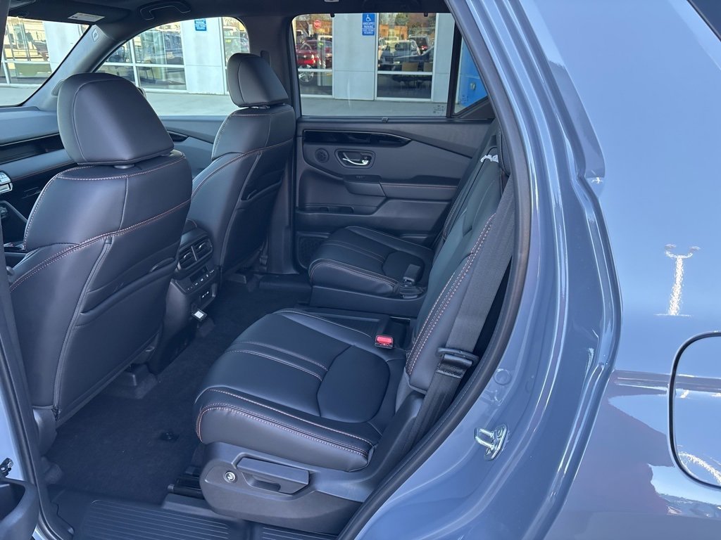 New 2025 Honda Pilot TrailSport image 22