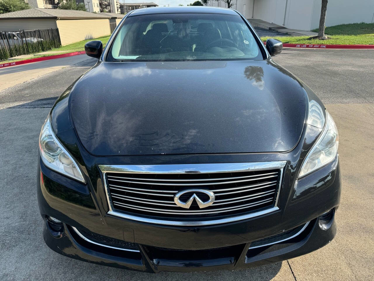Used 2012 INFINITI M37 w/ Premium Pkg image 2
