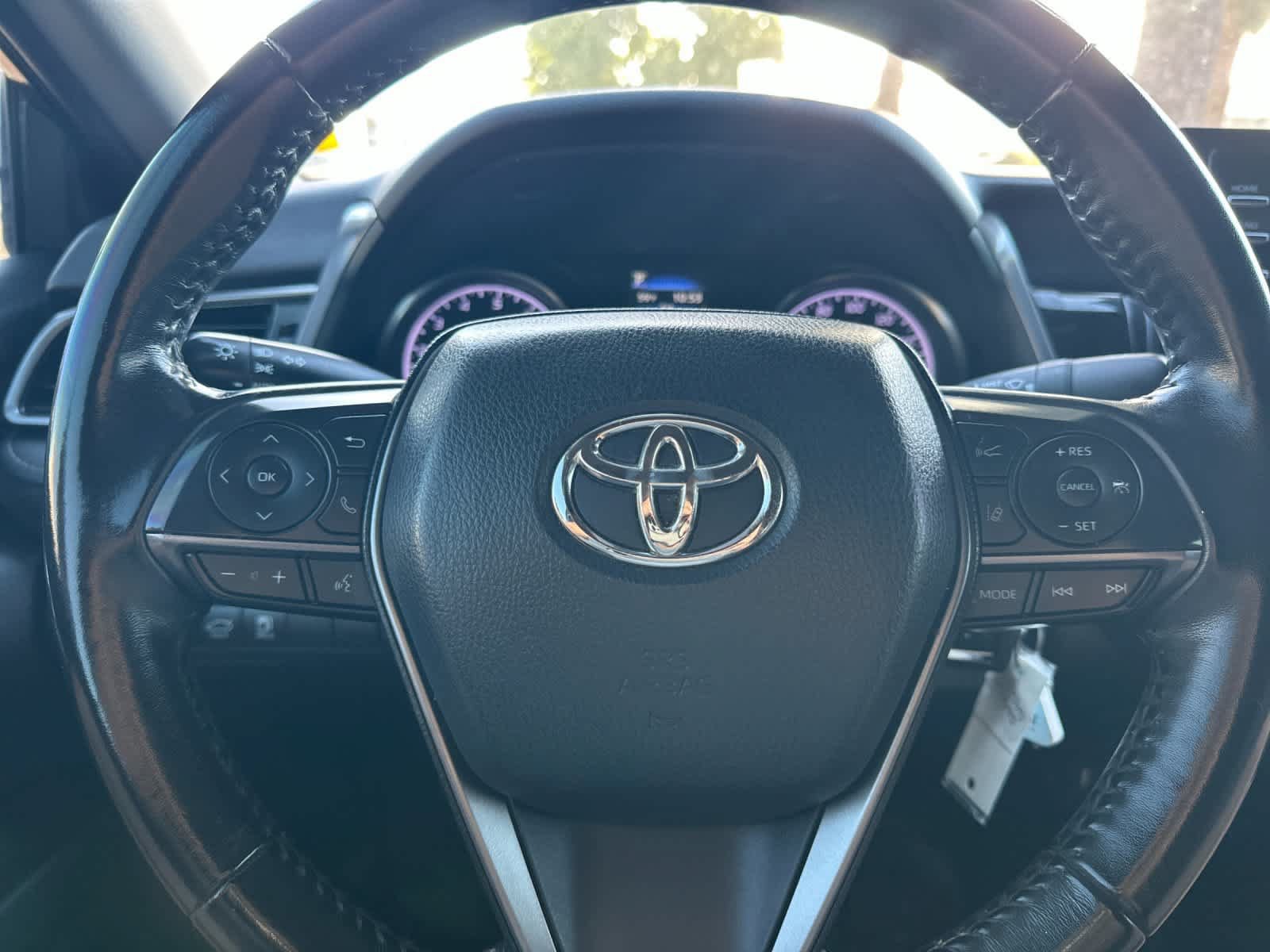 Used 2022 Toyota Camry SE FWD image 22