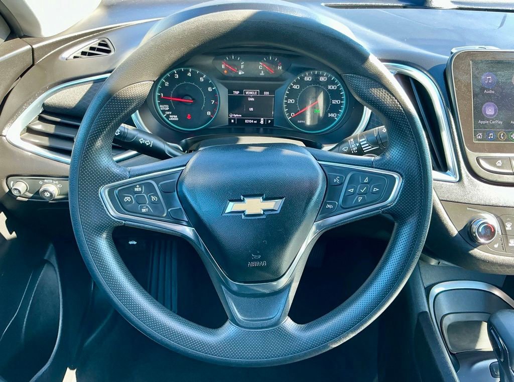 Used 2021 Chevrolet Malibu LT FWD image 34