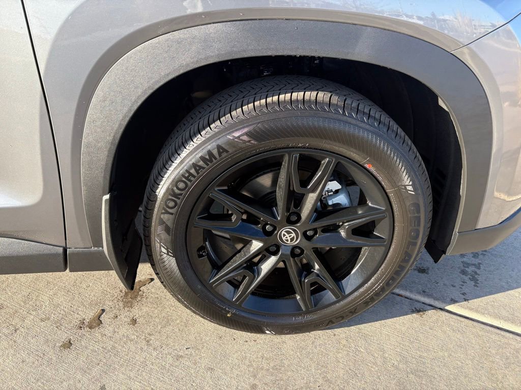 Used 2026 Toyota Grand Highlander Limited image 31