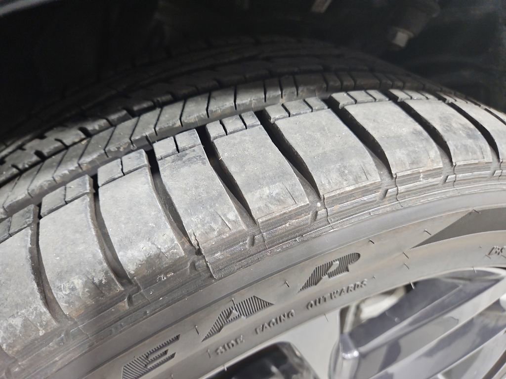 Used 2023 Dodge Charger GT w/ Plus Group image 27