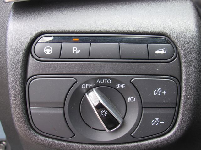 Used 2023 INFINITI QX50 Luxe FWD image 28