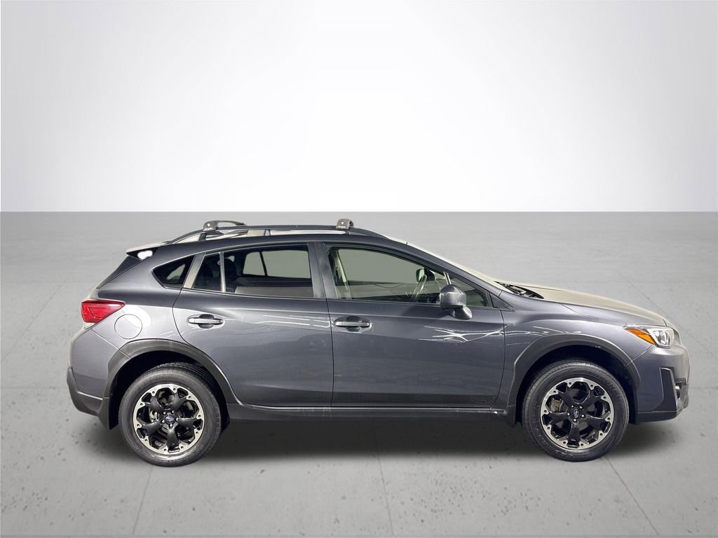Used 2022 Subaru Crosstrek 2.0i Premium w/ Moonroof Package image 5