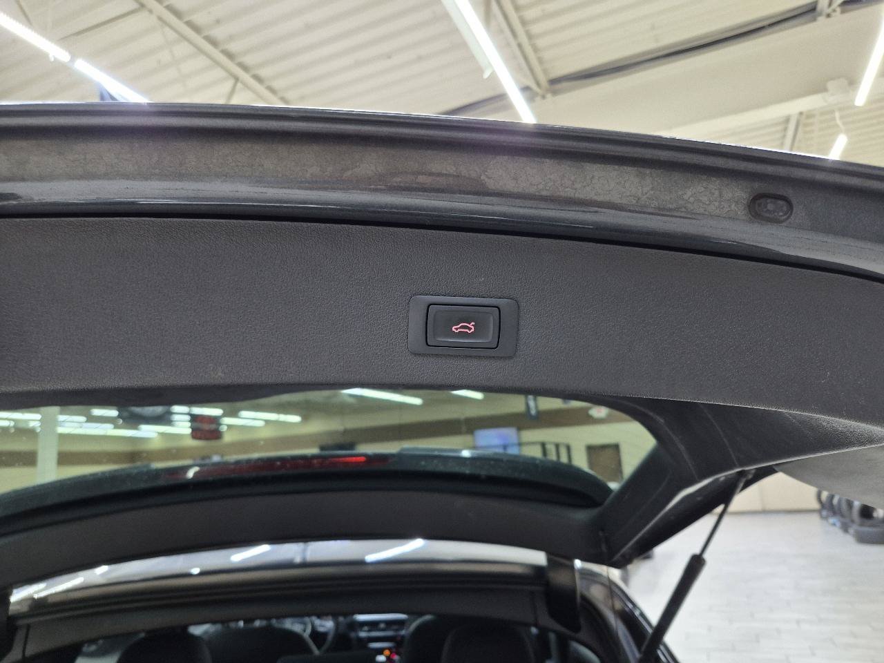 Used 2016 Audi SQ5 Premium Plus AWD/4WD image 9