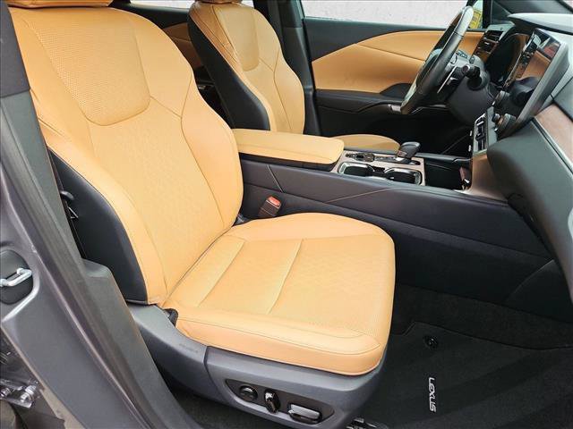 Used 2023 Lexus RX 350 Premium Plus w/ Accessory Package FWD image 22