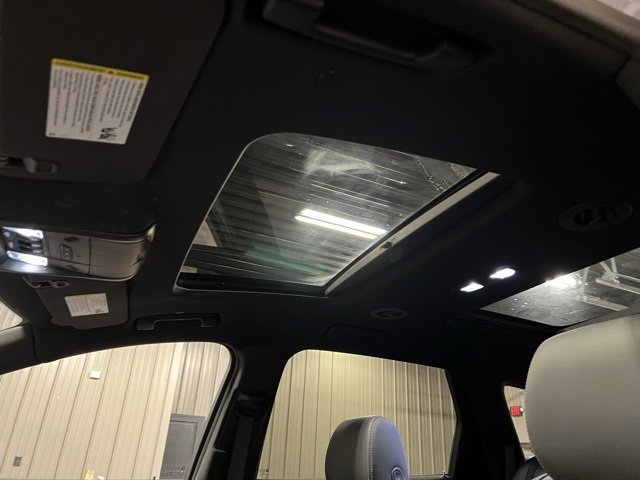 Used 2023 Buick Enclave Essence w/ Experience Buick Package image 47