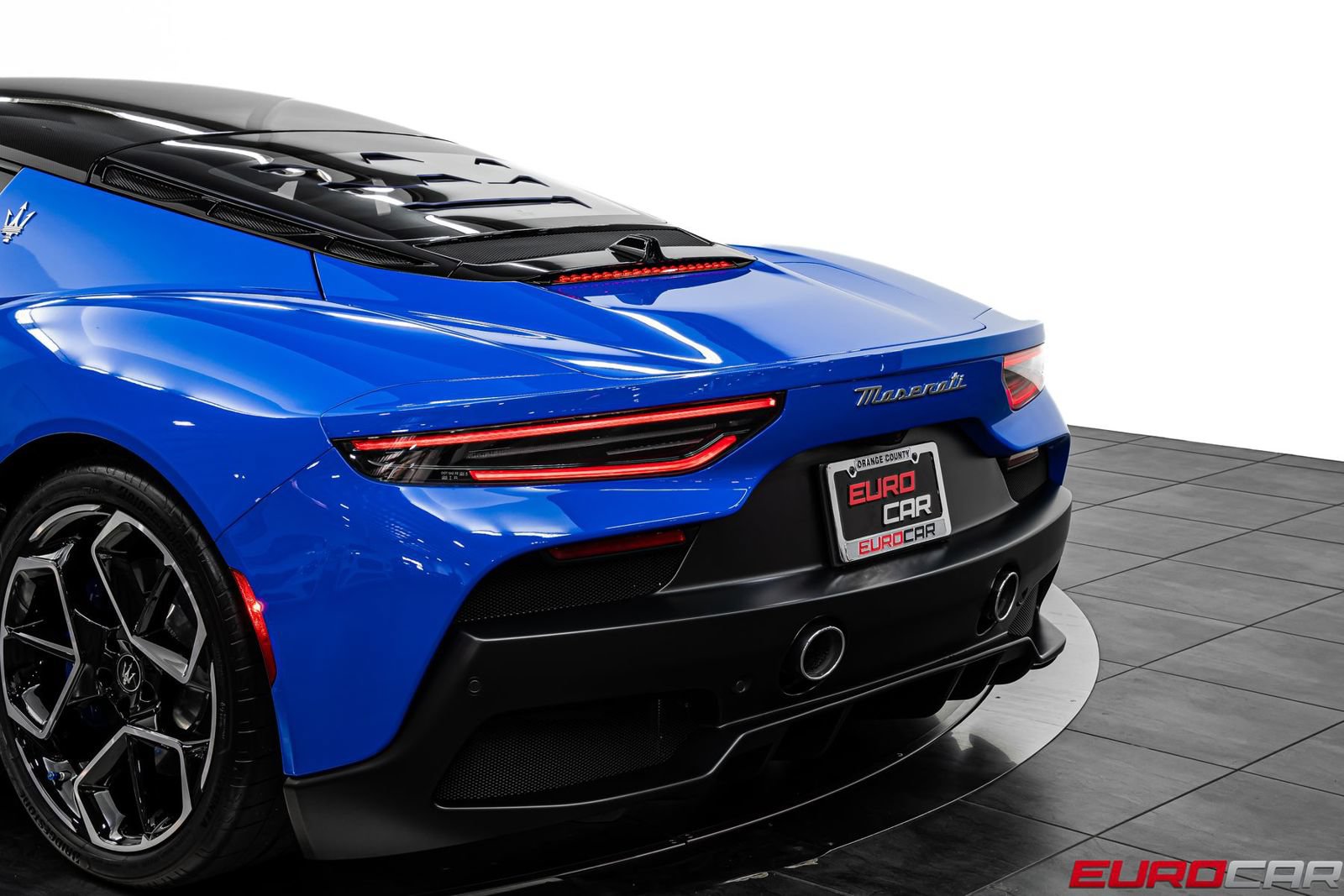 Used 2023 Maserati MC20 Coupe RWD image 19