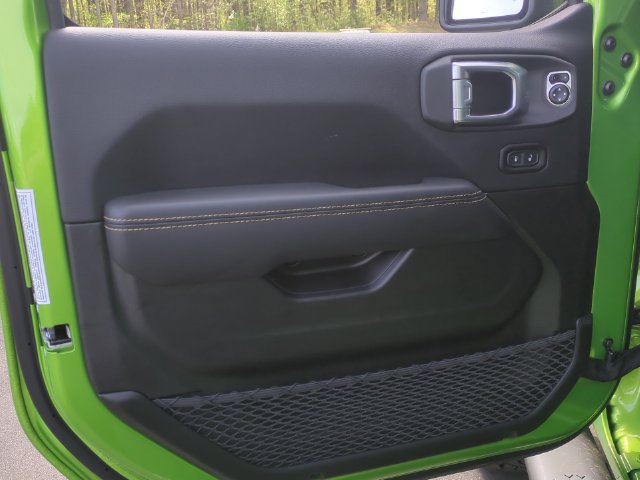 New 2026 Jeep Wrangler Unlimited Sahara AWD/4WD image 30