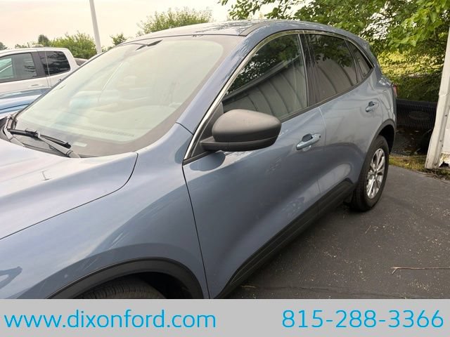 Used 2023 Ford Escape Active AWD/4WD image 2