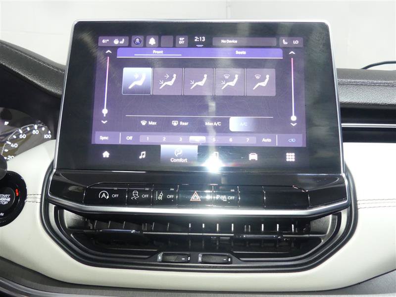 Used 2023 Jeep Compass Limited AWD/4WD image 37
