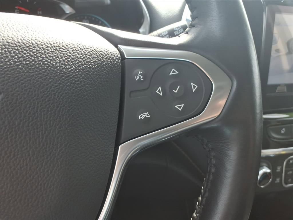 Used 2020 Chevrolet Traverse LT image 23