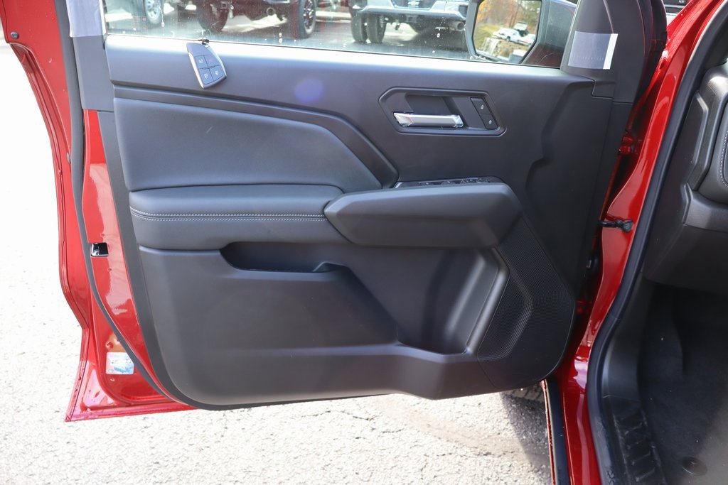 New 2026 Chevrolet Colorado LT w/ LT Convenience Package image 3