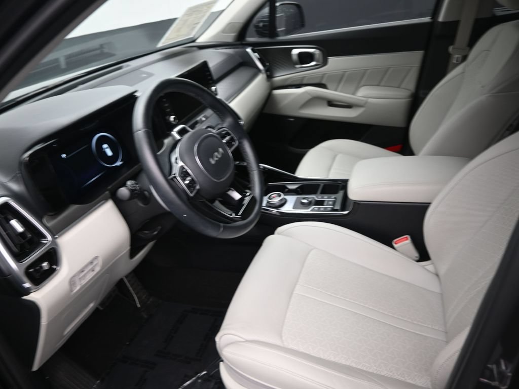 Used 2023 Kia Sorento SX Prestige AWD/4WD image 12