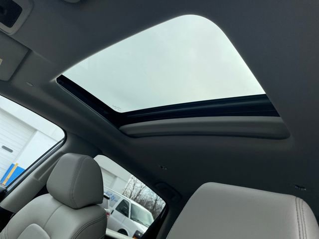 Certified 2023 Honda HR-V EX-L image 16