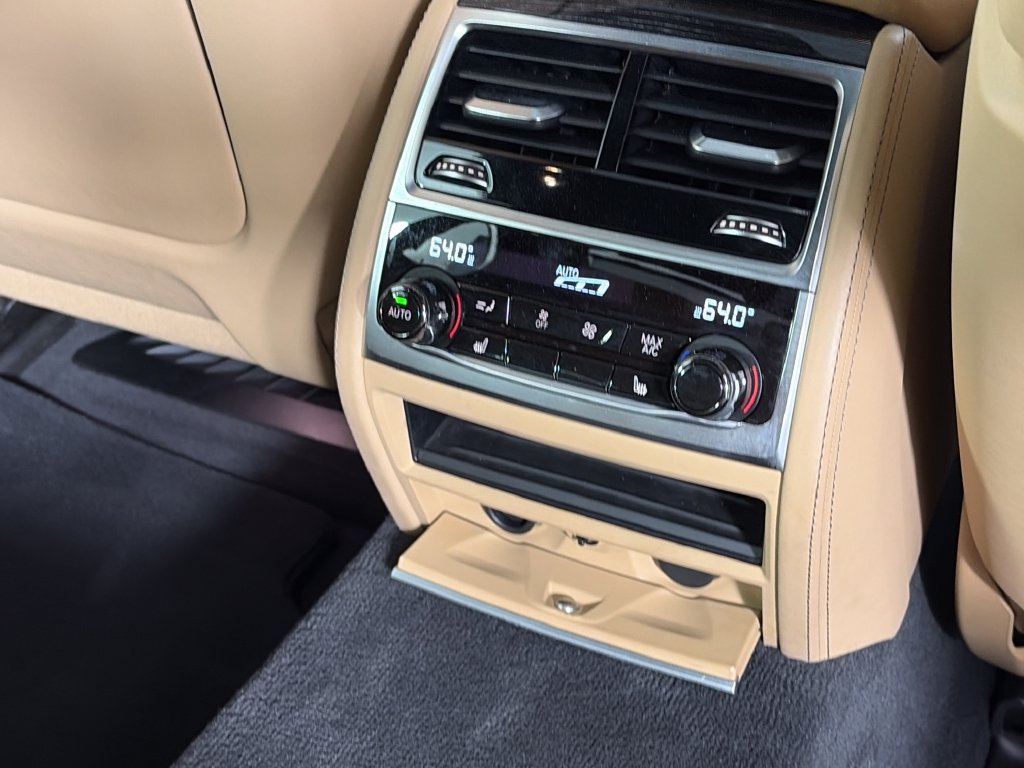 Used 2017 BMW 750i xDrive AWD/4WD image 30