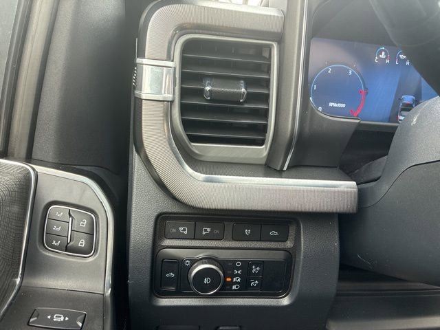 Used 2024 Ford F250 Platinum image 24