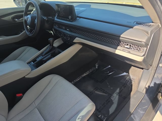 Used 2024 Honda Accord EX image 24