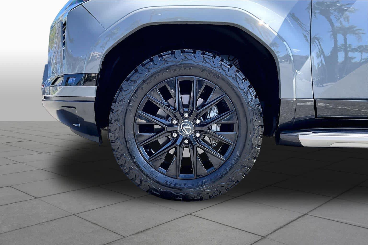 Certified 2024 Lexus GX 550 AWD/4WD image 10