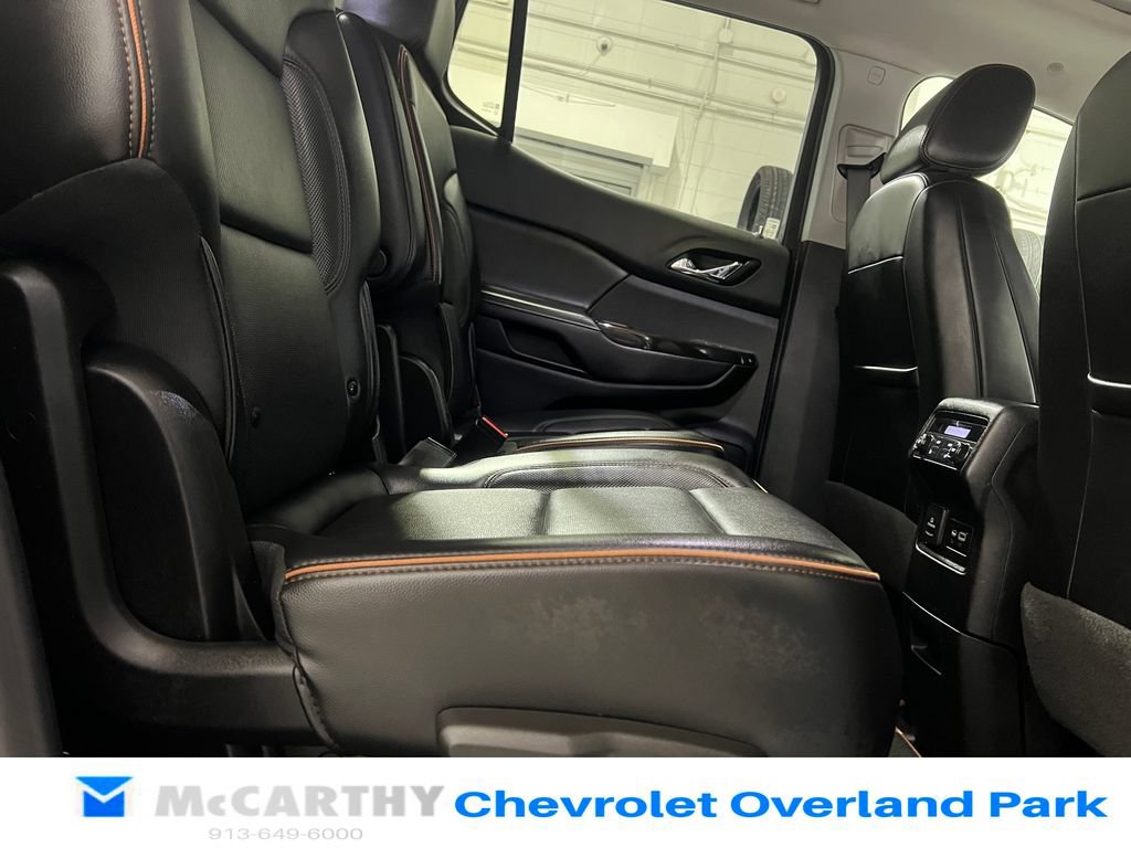 Used 2021 GMC Acadia AT4 w/ Technology Package AWD/4WD image 34