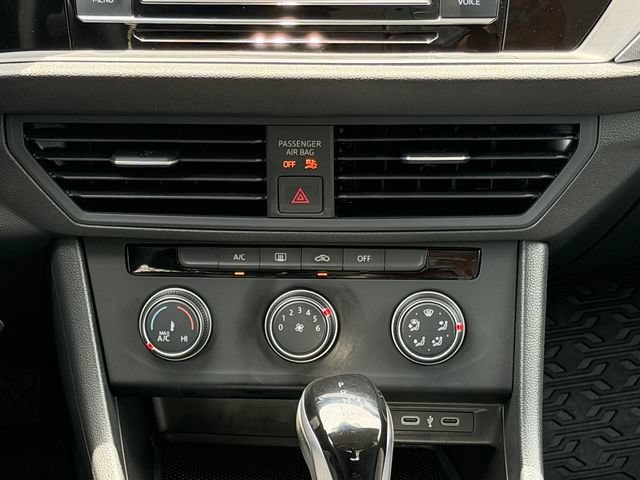 Certified 2024 Volkswagen Jetta S FWD image 18
